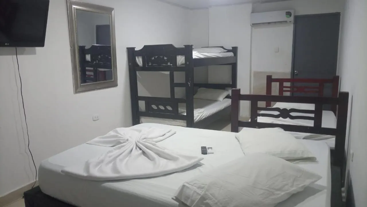 Hotel Vista Al Mar Habitacion Para 6 Personas Gaira Colombia